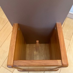 子供用ハンガーラックの画像