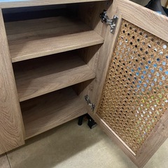 LOWYA ロウヤ 収納棚 キャビネット リビング収納 扉付き おしゃれ ラタン調 幅120cm　リサイクルショップ宮崎屋佐土原店R7.11.23の画像