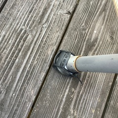 鉄製のブランコの画像