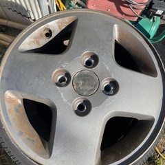 軽自動車のホイールセットの画像