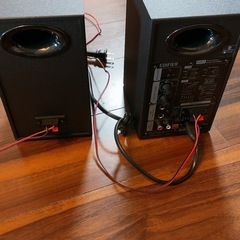 Edifier スピーカーの画像