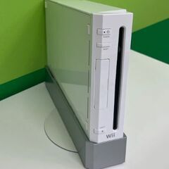 任天堂　Will本体、バランスWillボード、コントローラー類、ソフト（Will Fit plus Will Sports みんなのリズム天国）周辺接続機器一式の画像