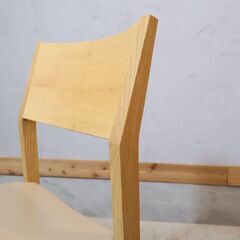 飛騨の家具メーカー"柏木工(KASHIWA)"のオーク材を使用したELEL(エレール)ダイニングチェア2脚セットです。飛騨家具らしいナチュラルで洗練されたデザインが和の空間や北欧スタイルにおススメ♪の画像