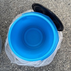 万能桶　ペール　ゴミ箱などにの画像