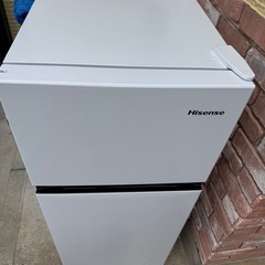 【2025年製】 ほぼ未使用
ハイセンス 冷蔵庫HR-B12HW 容量124Lの画像