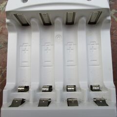 ☆東芝 TOSHIBA TNHC-34HC IMPULSE インパルス 単3形・単4形兼用 充電器◆最大4本まで充電可能の画像