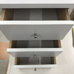 ＼家具＊家電のお店／【ｼﾞｬﾝｸﾞﾙｼﾞｬﾝｸﾞﾙ石川金沢店】引き出し付き収納棚 ホワイト   W(幅)30×D(奥行き)30×H(高さ)45.5cmの画像