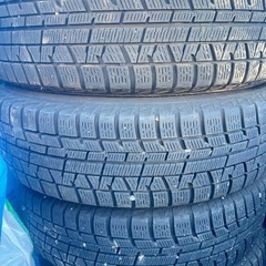 ホイルついてのタイヤの画像