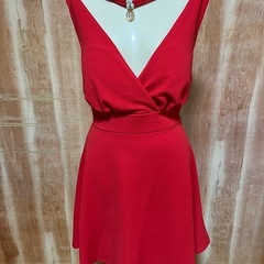 dazzy ネックレスモチーフ付きバッククロスノースリAラインミニドレスの画像