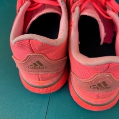 adidas メンズの画像