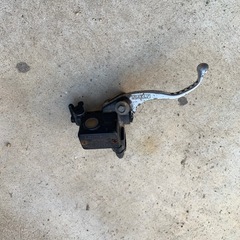 kdx125srフロントブレーキ純正マスターシリンダー　あげます。
の画像