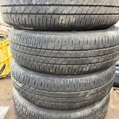タイヤの画像