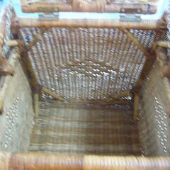 ID：243114　籐のフタ付き　ボックスの画像