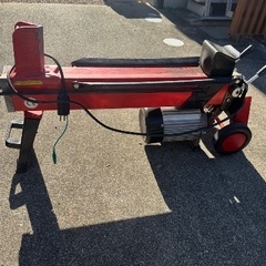 電動薪割り機　7トン　４分割カッター付き　ジャンクの画像