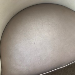 ソファー　椅子　皮製　の画像