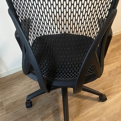 イナバ イエラ オフィスチェア 黒の画像