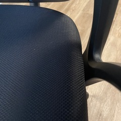 イナバ イエラ オフィスチェア 黒の画像