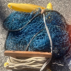 釣り用生け簀、浮、針等の画像