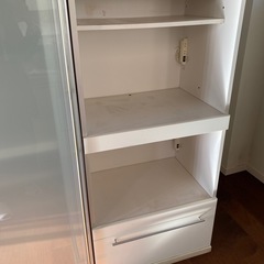 食器棚　の画像