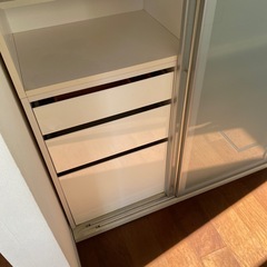 食器棚　の画像