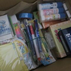 ●ALL【新品】1000円｜事務用品（ポストイット、ノリ他）ノベルティグッズの画像