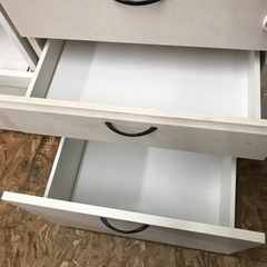 ジャングルジャングル貝塚店　食器棚　お洒落　3枚扉　貝塚市　二色浜　リサイクルショップの画像