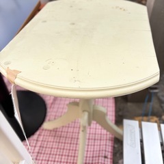 変形テーブルの画像