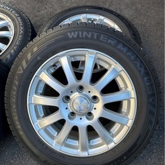 スタッドレスタイヤホイール付き4本の画像