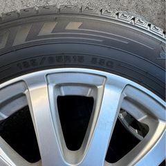 スタッドレスタイヤホイール付き4本の画像