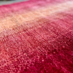 ギャッベ ギャベ 絨毯 ラグ マット 玄関マット 室内 屋内 ウール 手織り ハンドメイド イラン 赤 レッド オレンジ グラデーション 厚手 北欧 ナチュラル おしゃれ インテリア ギャッペの画像