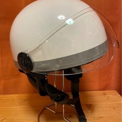 【受付終了！引渡しの方決まりました】★新品未使用★ヘルメットの画像
