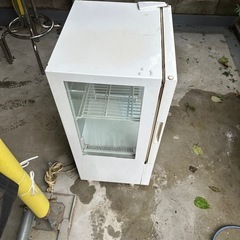 業務用冷蔵ショーケースの画像