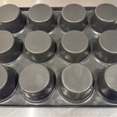 【新品】ベイキング　12個深いマフィン型 17枚の画像