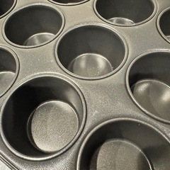 【新品】ベイキング　12個深いマフィン型 17枚の画像