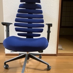 オフィスチェアの画像