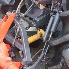 クボタ トラクタ GL32 32馬力 フロントローダー 481時間 パワステ 自動水平 倍速 バックアップ オートヒッチ【簡易清掃・下取歓迎】【農機具でっく】【福岡】【トラクター】の画像