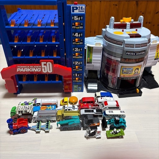 【大人気！まとめ買いがお得　トミカセット 】