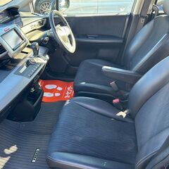 H23年式　フリードHV　HVジャストセレクション　車検：令和9年10月！　7人乗り！の画像