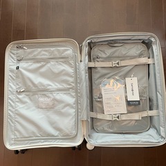 Samsoniteのスーツケースの画像