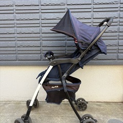 アップリカ　マジカルエアープラスAC 　ベビーカー　B型の画像