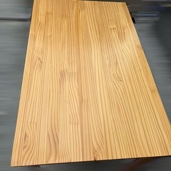 ダイニングテーブルの画像