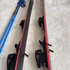 スキー板140cmとストックの画像