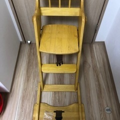 ハイチェア　お食事用イスの画像