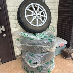 ハンコック　
スタッドレスタイヤ　195/65/R15の画像