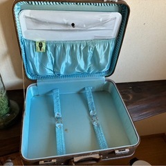 トランクの画像