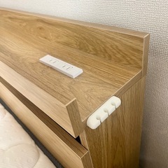 【品川区 引き取り限定】セミダブル ベッドフレーム（2年使用）の画像