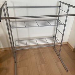 スチールラックの画像