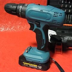 在庫整理品 ノーブランド 電動ドライバードリル インパクト マキタ互換 【ほぼ新品】 割と優秀でした 中華工具　24本ビット 最大50N・m 25+3段階トルク調節 充電アダプター 1.5Ahバッテリー１個の画像