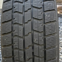 ホンダ　ヴェゼル用　スタッドレスタイヤの画像