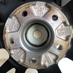 215/70R16 スタッドレスの画像